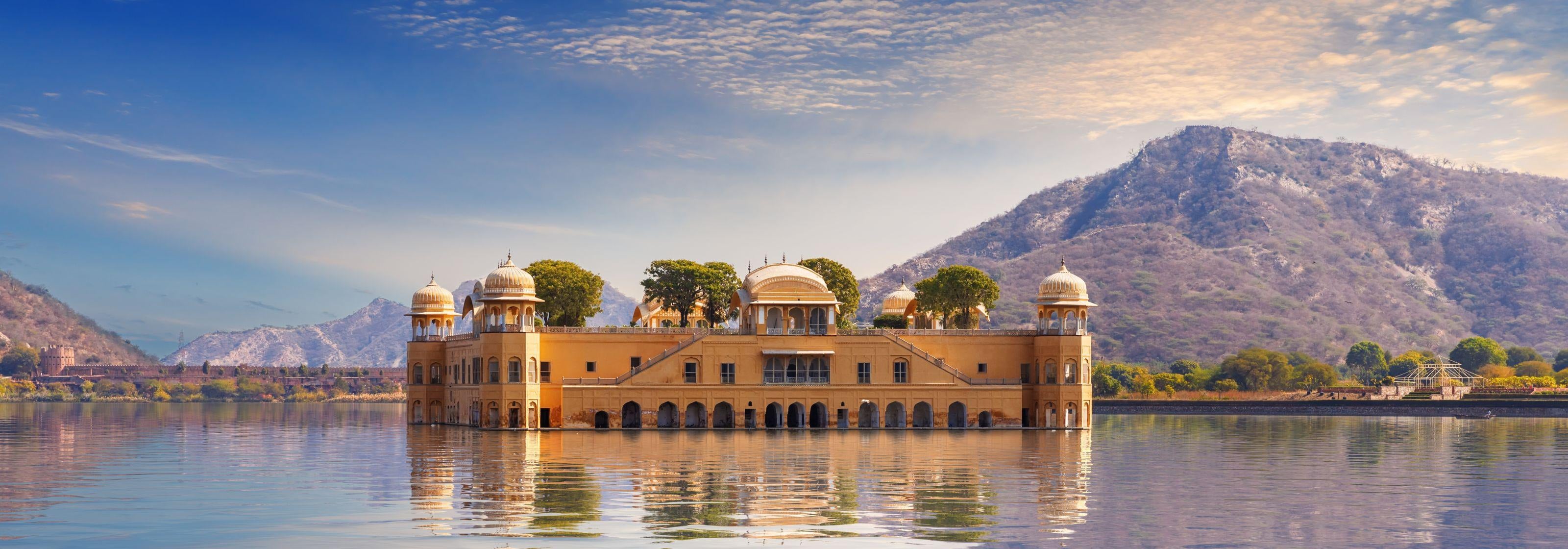 “3 Days, 2 Nights in Jaipur: Royal Comfort with 3–4 Star Stay”