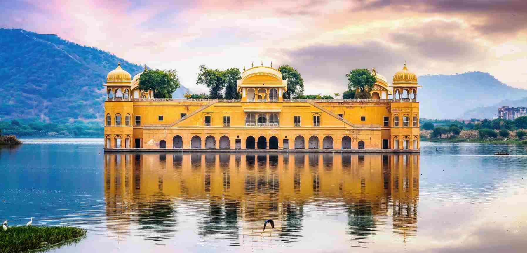 “3 Days, 2 Nights in Jaipur: Royal Comfort with 3–4 Star Stay”